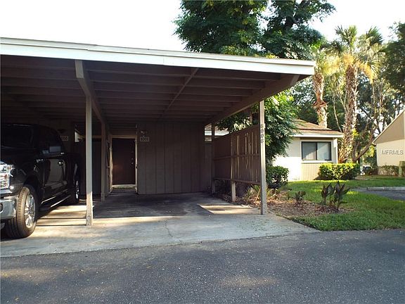 2nd image of 8008 Hibiscus Dr