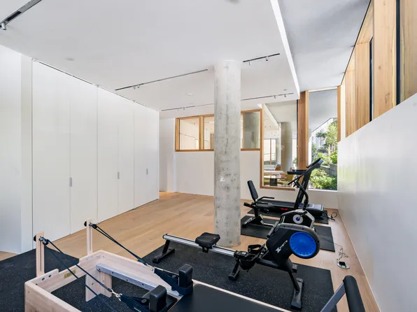 9 Chapel Street image 28 of 33