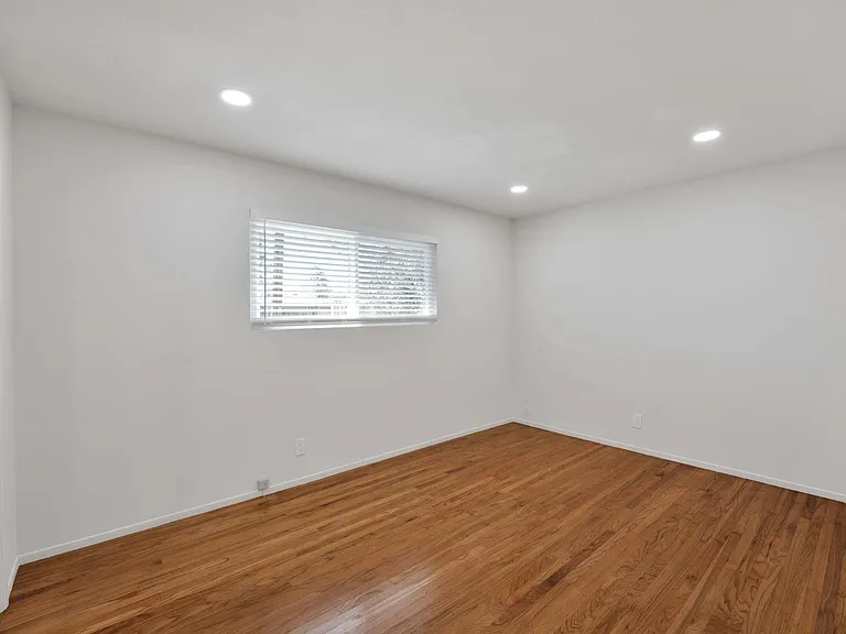 4029 Park Blvd — Photo 18