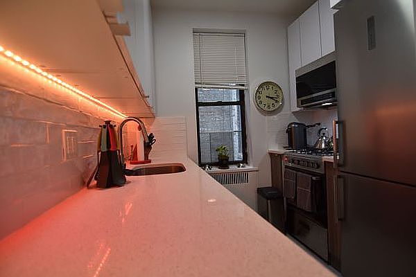 1st image of 350 E 54th St APT 4E