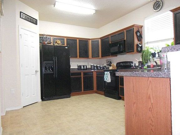 4th image of 3438 Zachary St