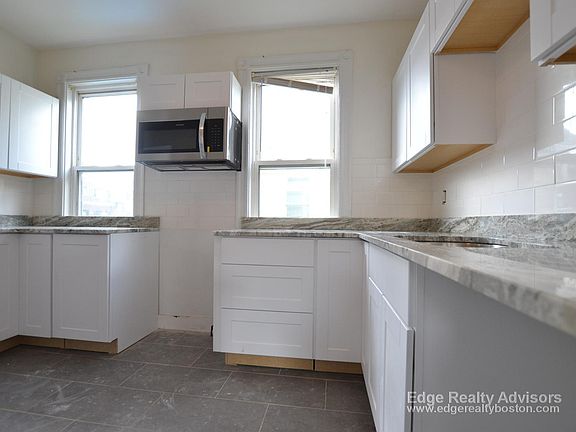 5th image of 29 Etna St #2O
