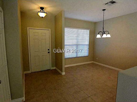 5th image of 5909 Royal Castle Ln