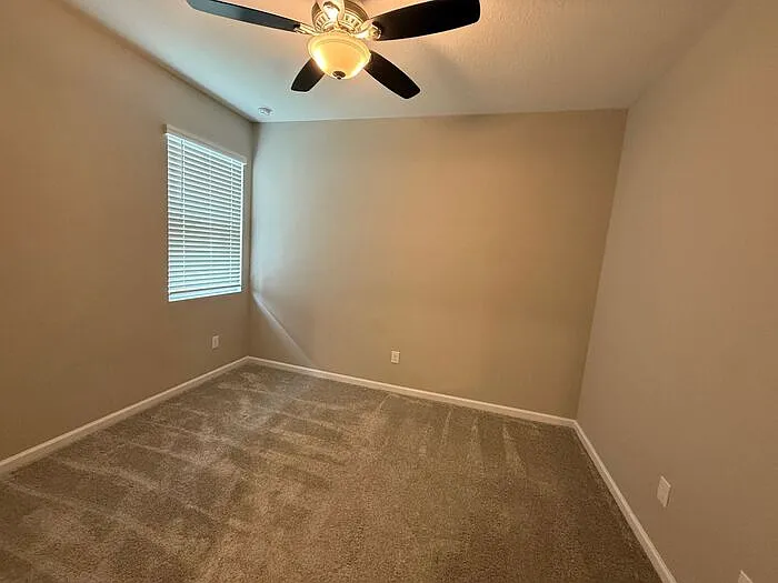 10073 Spring Lake Dr — Photo 19