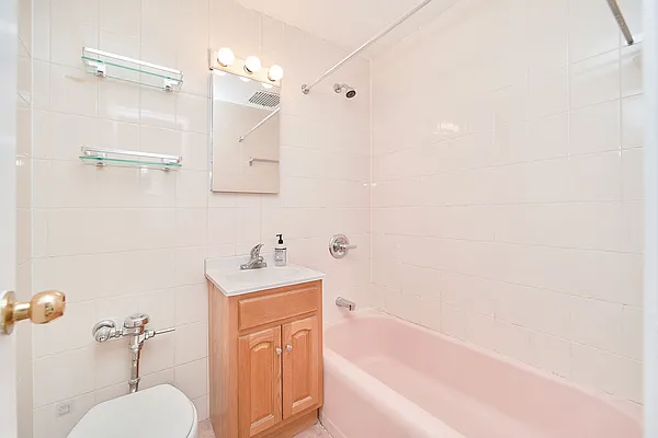 Rented by Living New York | media 20