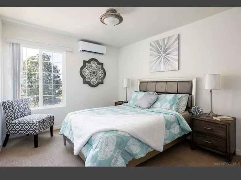 5252 Balboa Arms Dr #277 — Photo 7