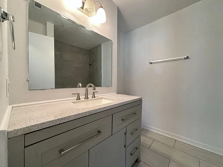 3822 Valley View Dr — Photo 28