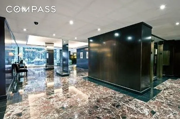 Sold by Compass | media 7