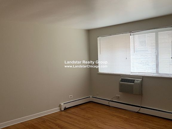2nd image of 5909 N Kenmore Ave #307