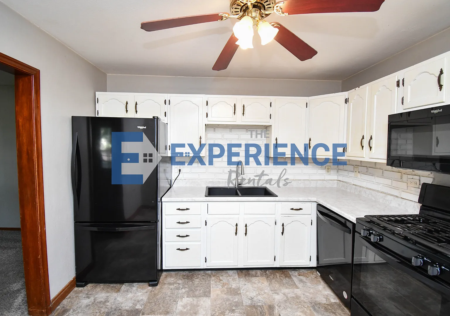 Charming 3-Bedroom Single Family Home East Sioux Falls! — Photo 4