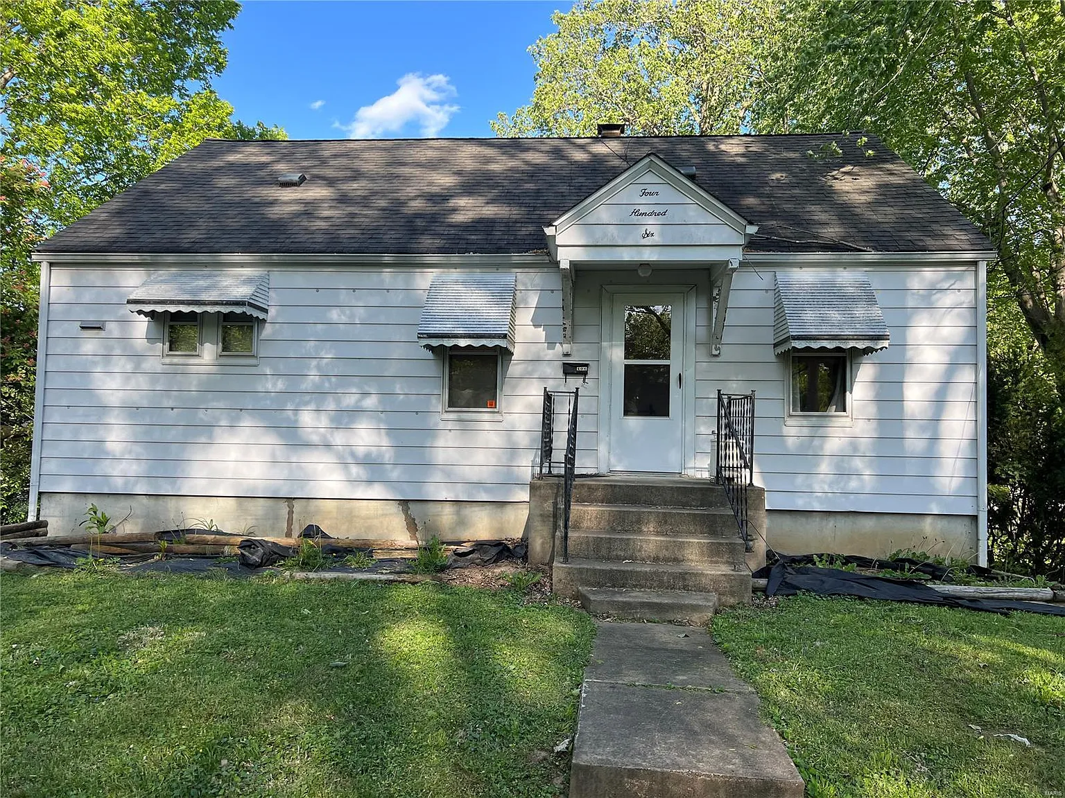406 Taylor Ave photo 1