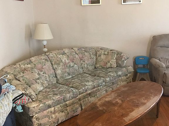 4th image of 316 Quarry St