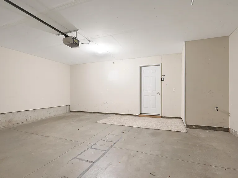 15564 Lilac Dr — Photo 27