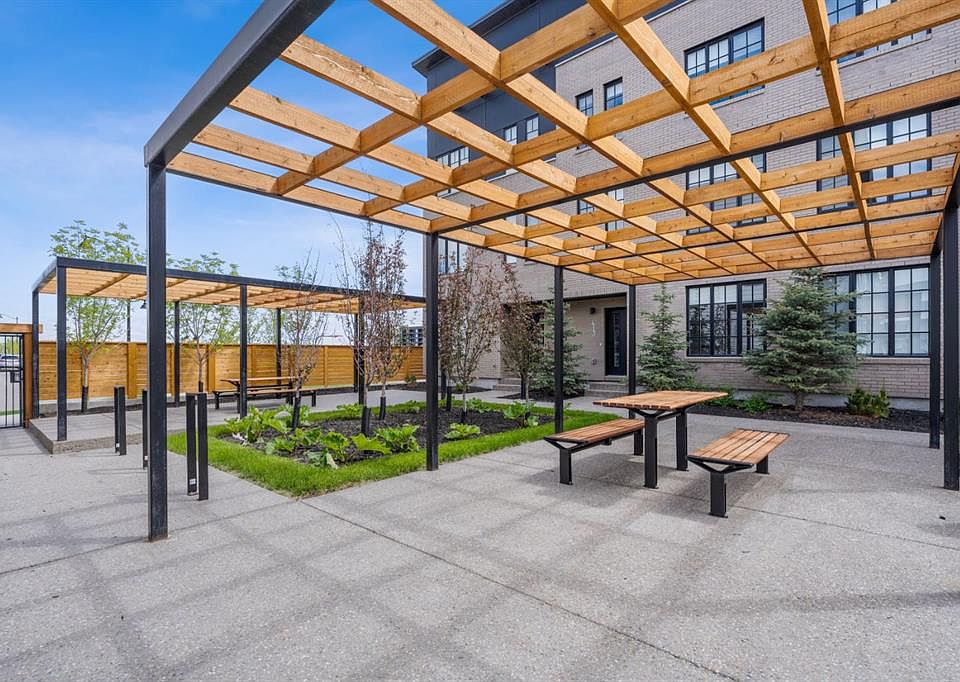 1st image of 8155 S 8th Ave SW #102