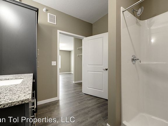 4th image of 1050 Marsh St Unit 113