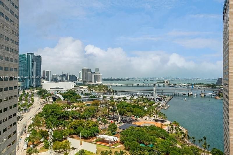 1st image of 325 Biscayne Blvd #2518