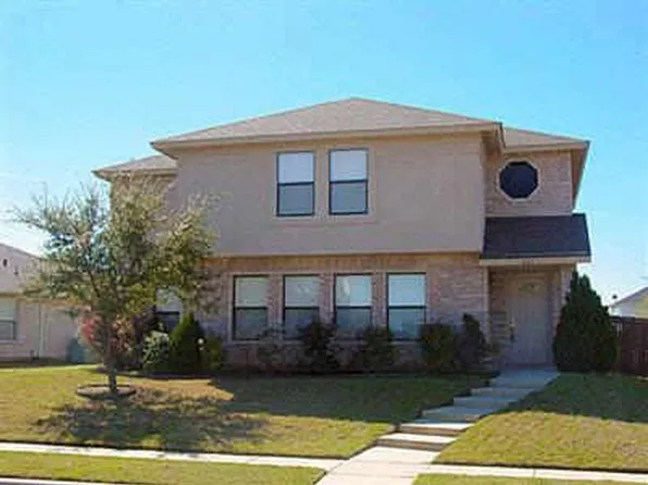 904 Valleybrook Dr, Lewisville, TX 75067