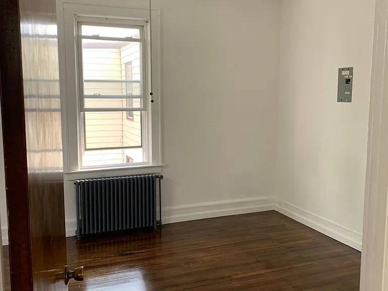 20 Roma St #2 — Photo 8