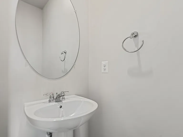 60 Stembogan Ct — Photo 11