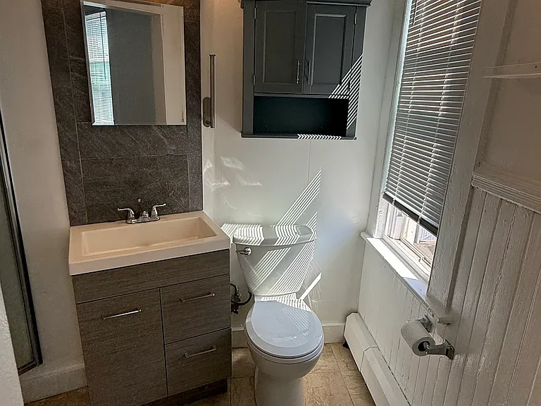 125 Columbia St #2FF — Photo 11
