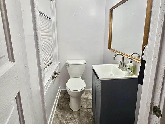 5th image of 3043 Guilford Ave
