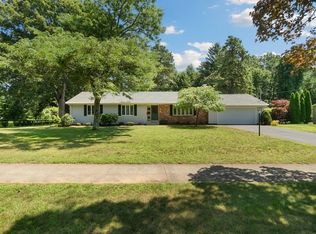 83 Redfern Dr, Longmeadow, MA 01106