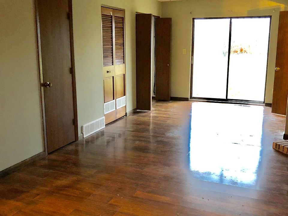 1st image of 1052 Sunhaven Dr