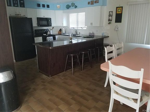 3rd image of 127 Henlopen Ave
