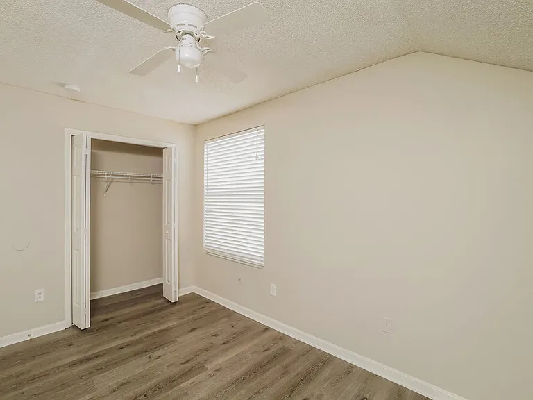 6035 Pointe Pleasant Blvd — Photo 15