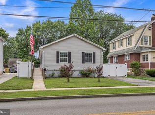 1622 Amosland Rd, Prospect Park, PA 19076