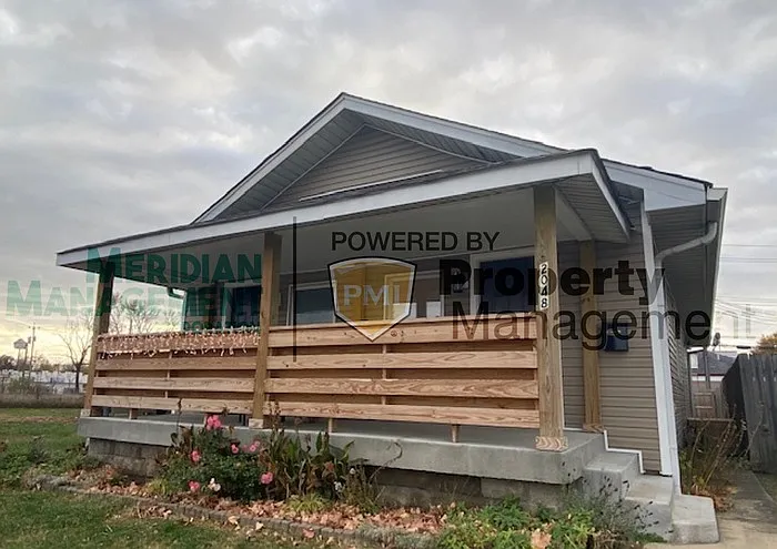 2048 Olive St photo 1