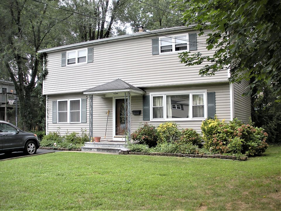 1st image of 129 Trafford St