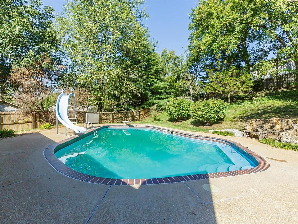 1st image of 2809 Meramar Dr
