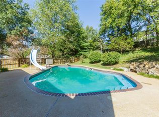 2809 Meramar Dr, Saint Louis, MO