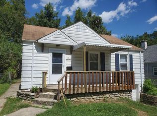 1727 Ashbrook Dr, Cincinnati, OH