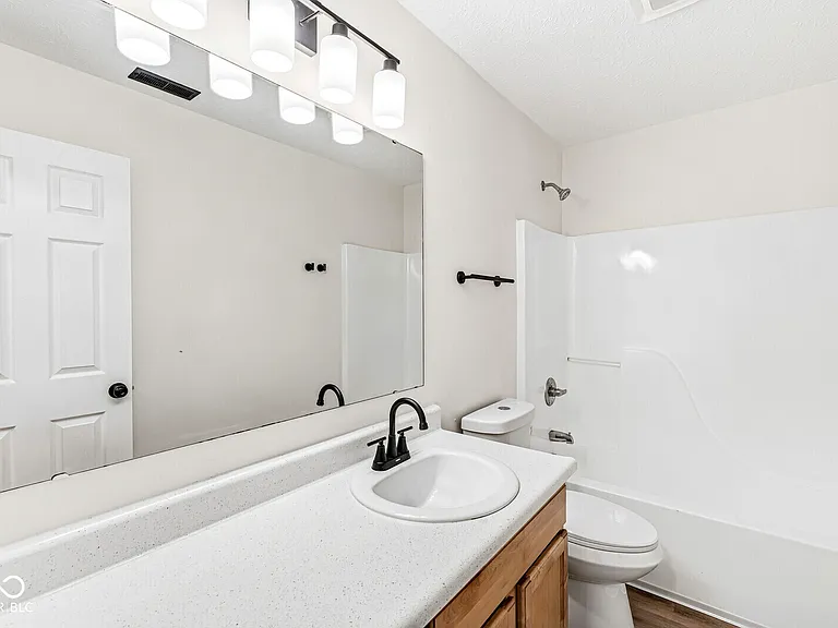 2747 Foxbriar Pl — Photo 13