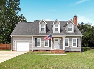 1828 Rivergate Rd, Fayetteville, NC 28304