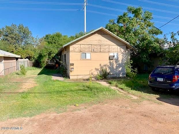 1st image of 1015 S Farmer Ave
