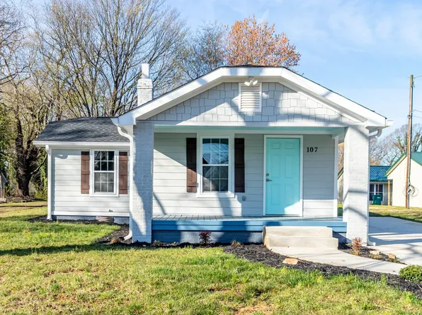 107 W Pinetree Dr, Salisbury, NC 28144