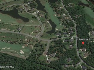 319 River Ridge Dr, Wallace, NC 28466