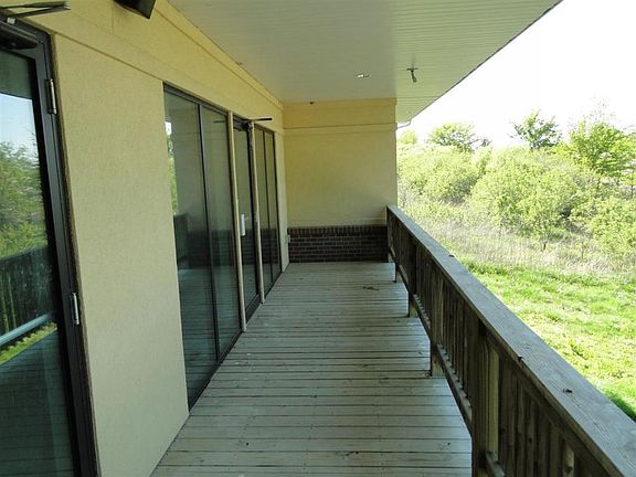 5th image of 2635 Fairway Dr