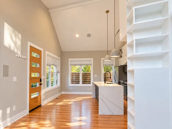 415 Watson St, Raleigh, NC 27601