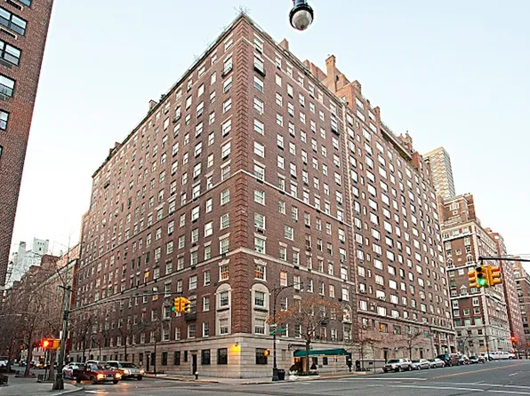 14 Sutton Place South 5D image 7 of 7