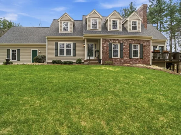 41 Derby Ln #41, Tyngsboro, MA 01879