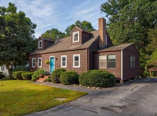 13 Claire Rd, Amesbury, MA 01913