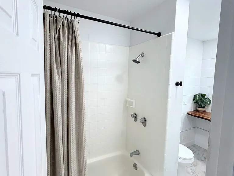 708F Olokele Ave #4 — Photo 6