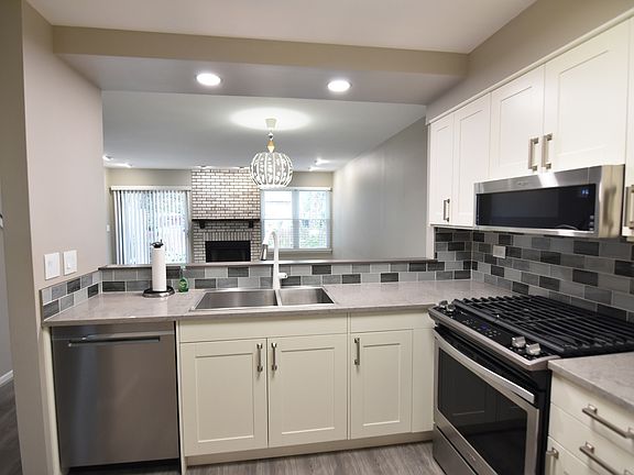 5th image of 1285 Coldspring Rd