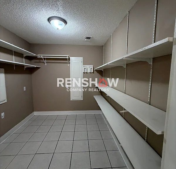 35 Maywood Dr — Photo 11