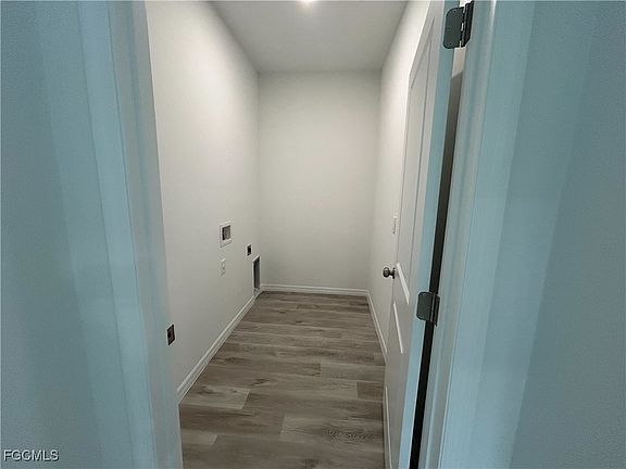 2nd image of 455 Bell Blvd S #455