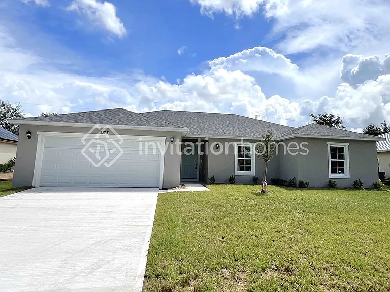 3173 SW Cathedral St — Photo 1